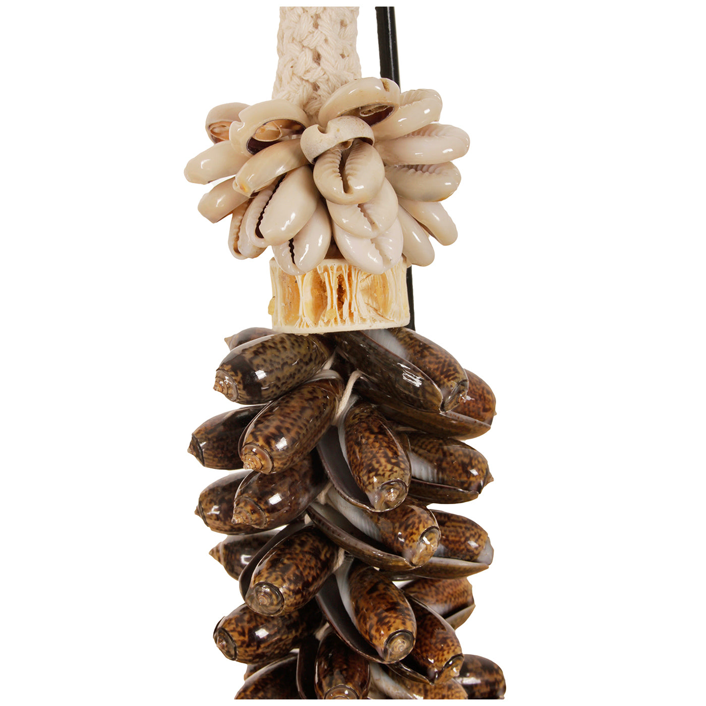 Daro Home & Interior : J62 Shell Necklace Pole to Pole